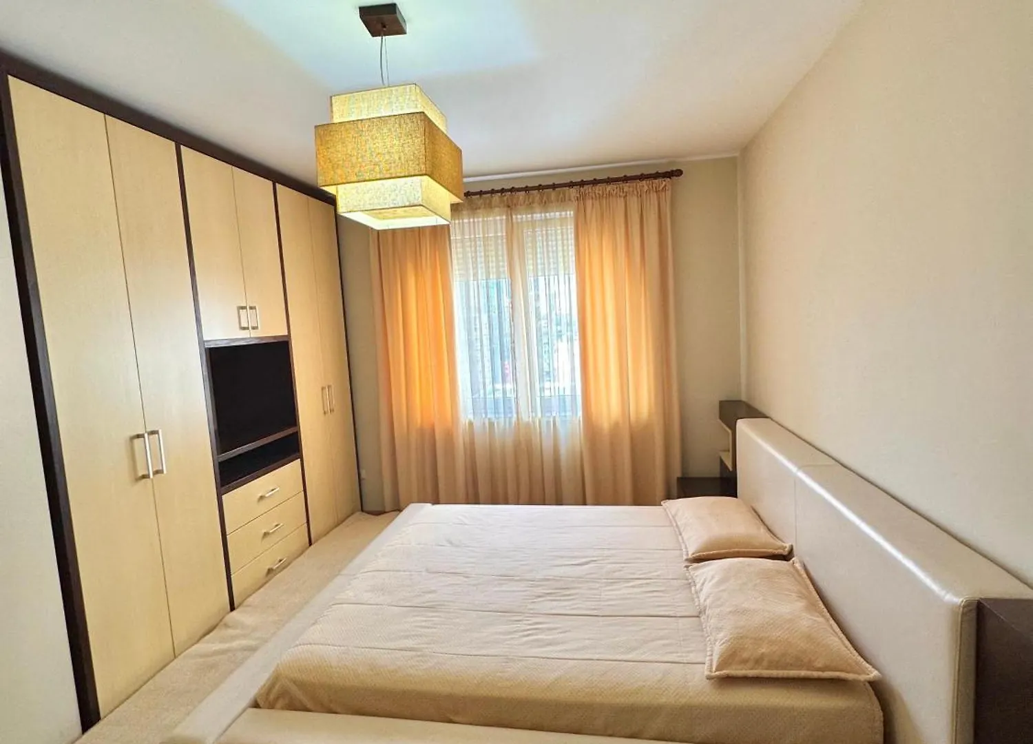 Luna Apartment Tirana Center