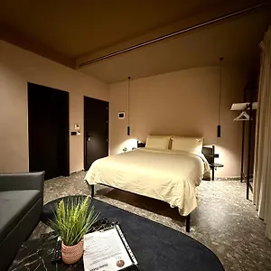 Rex Boutique Tirana